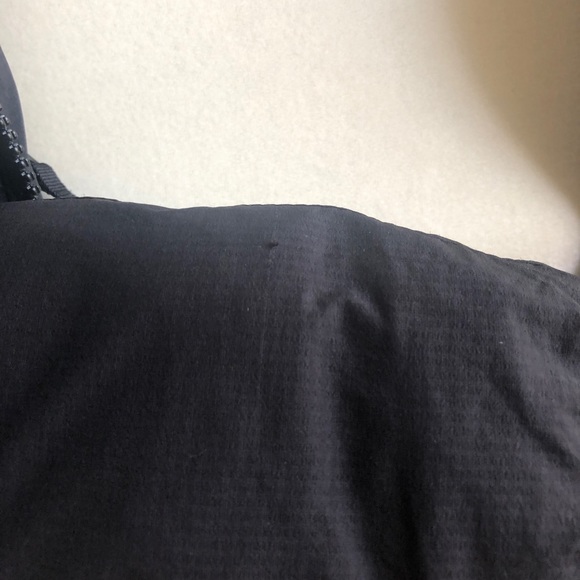 Canada Goose WOMEN'S CAMP DOWN HOODY Jacket - Picture 13 of 13